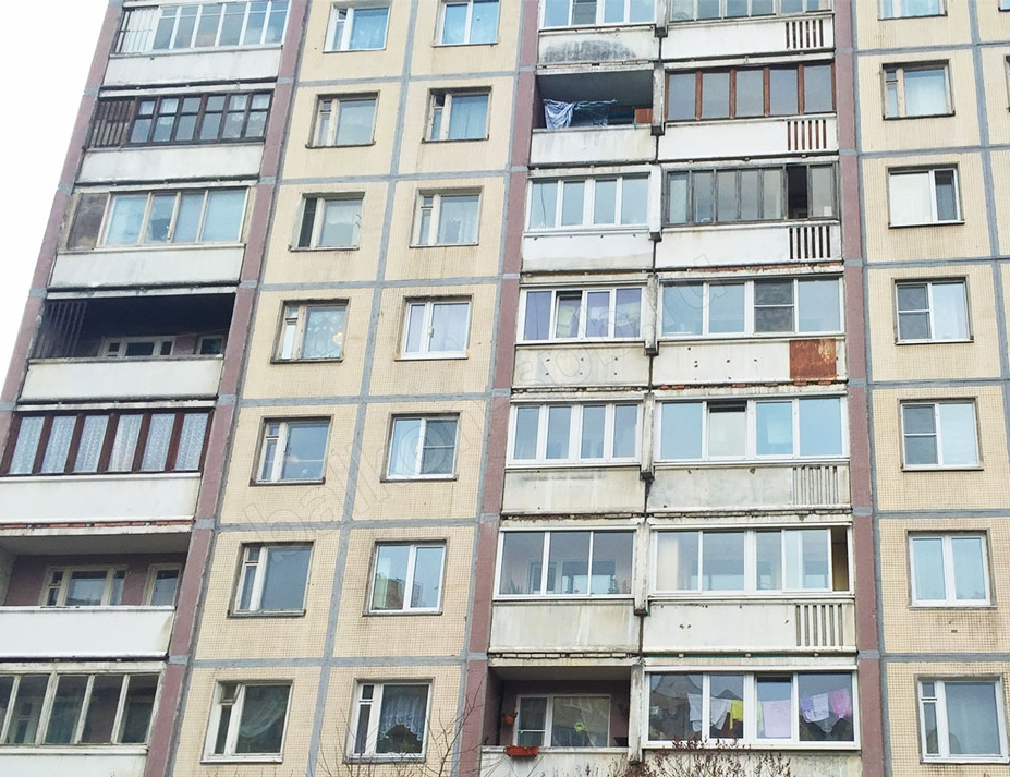 Остекление балкона И — цена остекления лоджии и балкона в доме серии И в Санкт-Петербурге